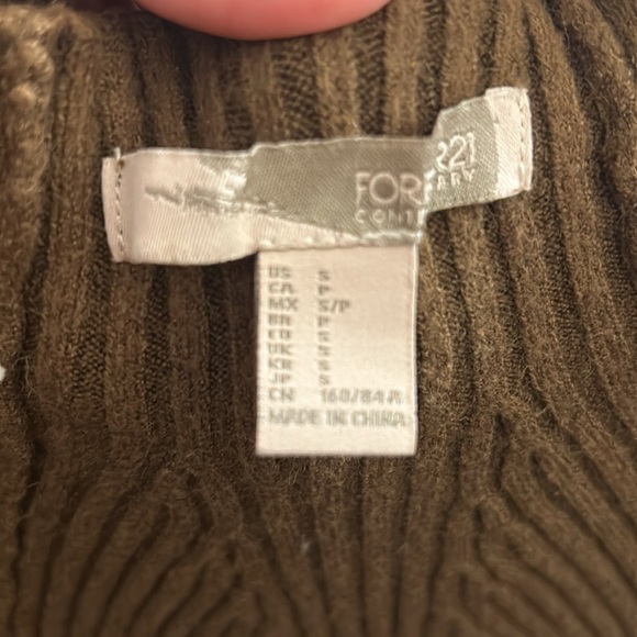 Knitted long sleeve dress - Picture 4 of 4